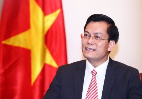 Đại sứ Hà Kim Ngọc: Không có chuyện Mỹ ngừng nhập khẩu hàng dệt may Việt Nam do Covid-19 - Ảnh 1