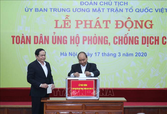 Thủ tướng Chính phủ Nguyễn Xuân Phúc: Mỗi tổ dân phố, mỗi hộ gia đình là một “pháo đài” phòng dịch - Ảnh 1