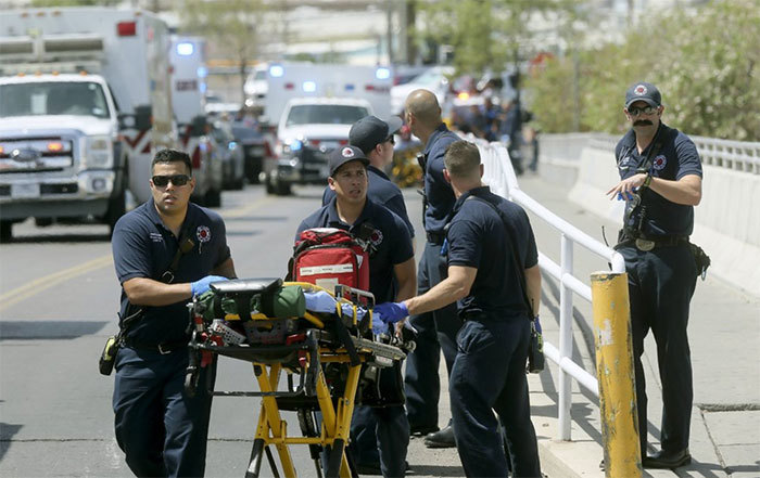 [Ảnh] Toàn cảnh vụ xả súng "bài nhập cư" khiến ít nhất 20 người thiệt mạng tại Texas - Ảnh 9