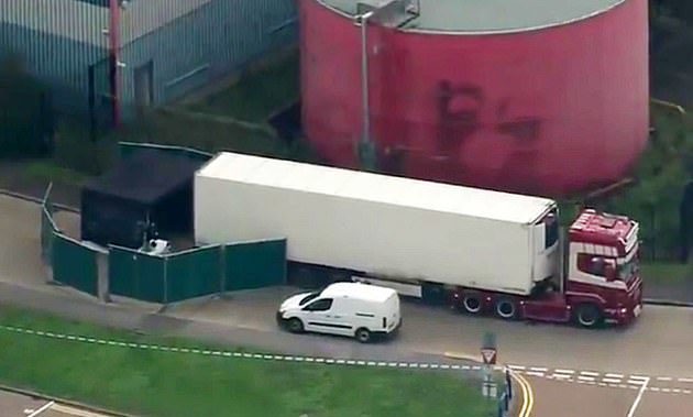 Anh: Cảnh sát Essex tiết lộ quy trình xác định danh tính các nạn nhân trên xe tải - Ảnh 1