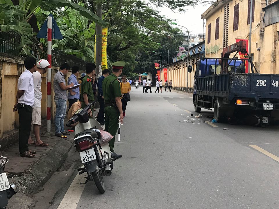 Tạm giữ tài xế lùi xe khiến thai phụ tử vong trên đường Võ Qúy Huân - Ảnh 1