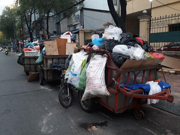 TP Hồ Chí Minh: Gần 20 ngày nữa sẽ “khai tử” xe gom rác tự chế - Ảnh 1