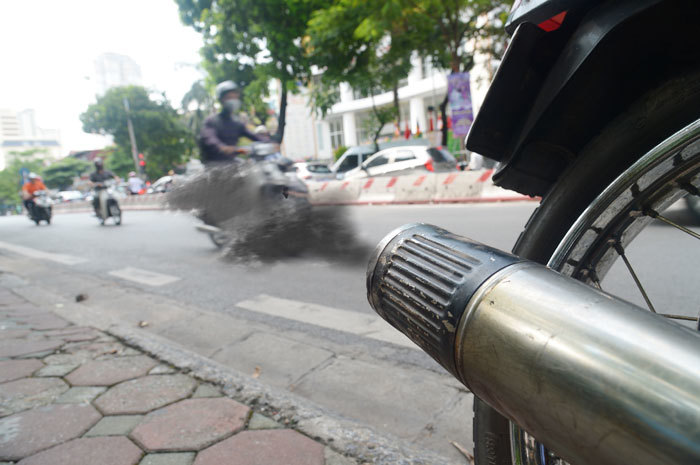 Kiểm soát khí thải xe ô tô, xe máy tại Hà Nội: Thiếu giải pháp, yếu thực thi - Ảnh 2
