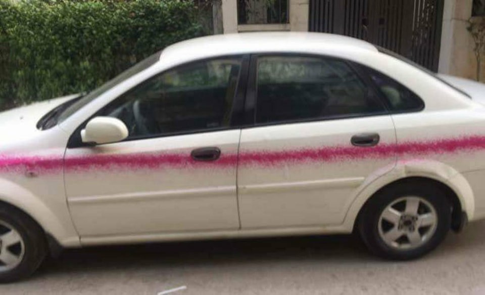 Trích xuất camera truy tìm kẻ phun sơn hàng loạt xe ô tô ở Hà Đông - Ảnh 2