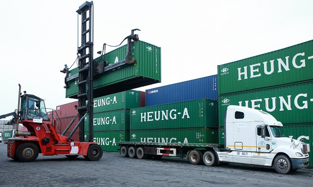 Hiệp định Thương mại tự do Việt Nam - EU có hiệu lực: Logistics Việt Nam đối diện nhiều thách thức - Ảnh 1