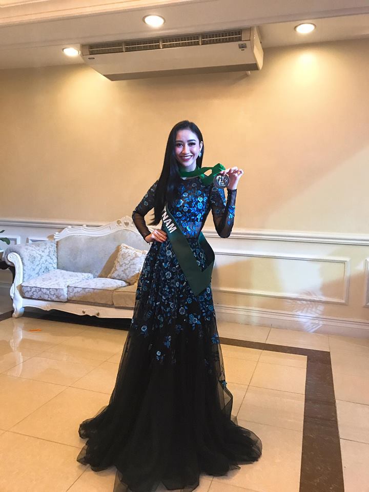 Hà Thu giành huy chương đầu tiên tại Hoa hậu Trái đất 2017 - Ảnh 5