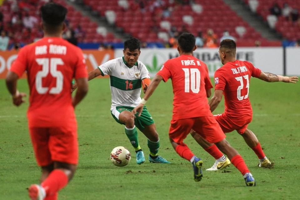 Hòa 1-1, cả Singapore lẫn Indonesia hướng tới trận lượt về - Ảnh 3