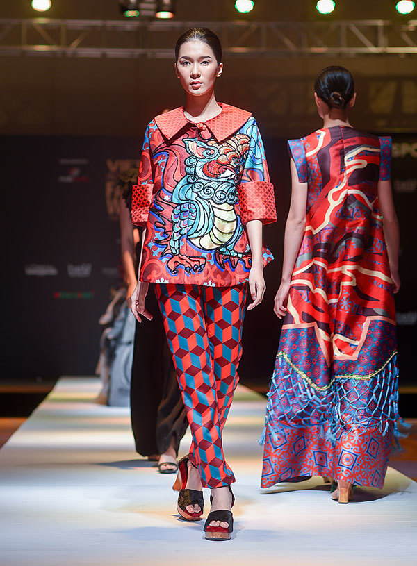 Thiết kế Thu – Đông táo bạo trong tuần lễ thời trang lớn nhất tại Hà Nội - Ảnh 12