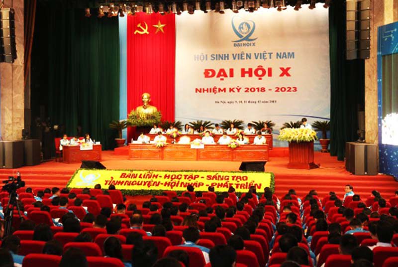Thủ tướng: Sinh viên Việt Nam cần vun đắp tinh thần trách nhiệm, đổi mới sáng tạo trong kỷ nguyên số - Ảnh 4