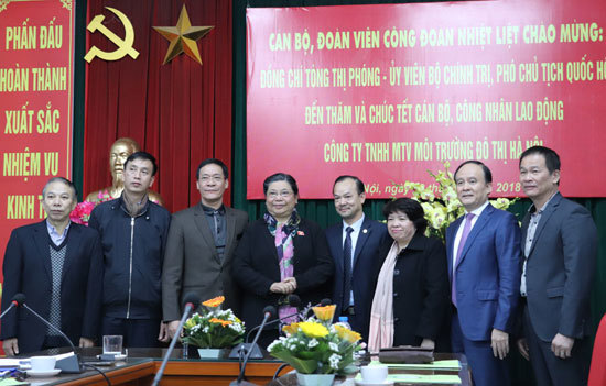 Phó Chủ tịch Thường trực Quốc hội chúc Tết công nhân lao động ở Hà Nội - Ảnh 6