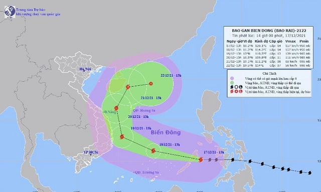 Quảng Ngãi: Khẩn trương kêu gọi tàu thuyền vào nơi trú tránh an toàn - Ảnh 1