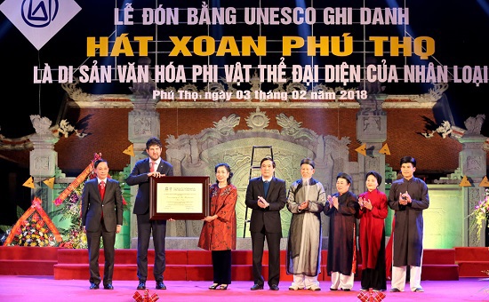 Phú Thọ tổ chức đón bằng di sản hát Xoan của UNESCO - Ảnh 1