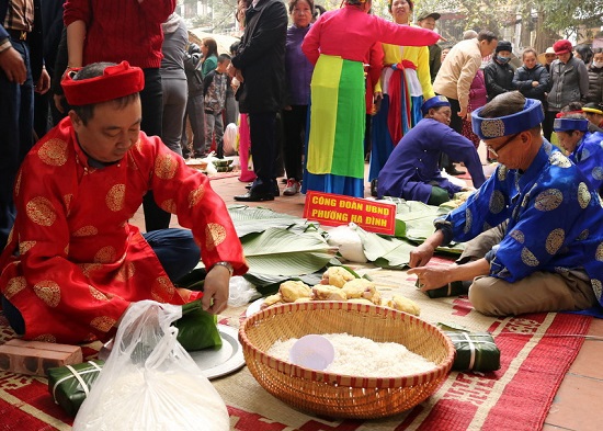 Quận Thanh Xuân: Gói bánh chưng tặng người nghèo - Ảnh 1