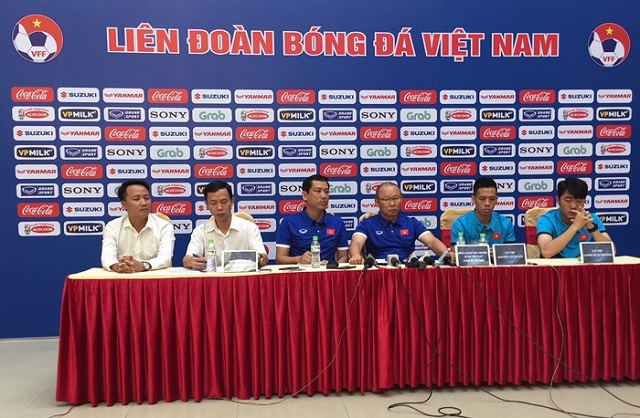 HLV Park: 'Mục tiêu của ĐT Việt Nam phải đứng đầu bảng A tại AFF Cup' - Ảnh 1