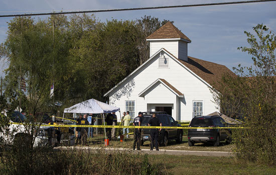 Mỹ: Xả súng kinh hoàng làm 26 người thiệt mạng tại một nhà thờ ở bang Texas - Ảnh 1