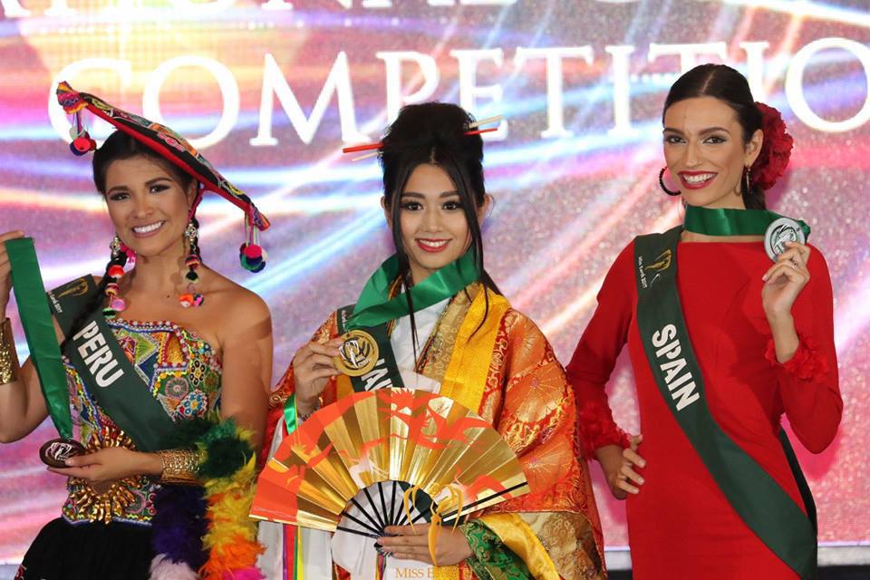 Hà Thu liên tiếp giành chiến thắng tại Miss Earth - Ảnh 24