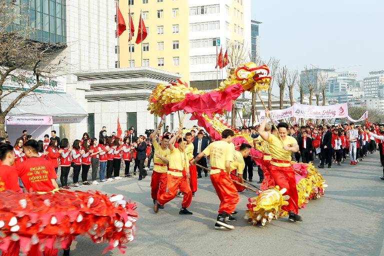 Hàng ngàn người hiến máu tại Lễ hội Xuân hồng 2018 - Ảnh 9