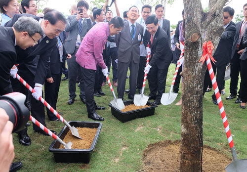 Đà Nẵng khai trương công viên APEC - Ảnh 2