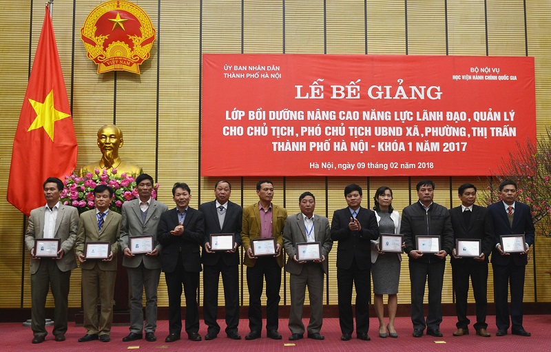 Chủ tịch Nguyễn Đức Chung: Vận dụng hiệu quả kiến thức lý luận vào thực tiễn từng địa phương - Ảnh 4