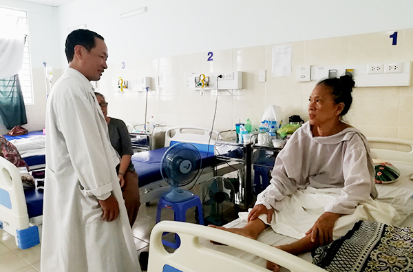 TP Hồ Chí Minh: Trong năm 2018 ngành Y tế phải đáp ứng sự hài lòng của người bệnh - Ảnh 1