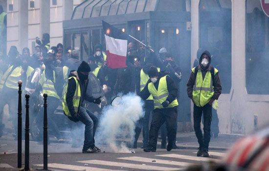 Pháp chưa tìm thấy bằng chứng Nga kích động nhóm biểu tình “Áo vàng” - Ảnh 1