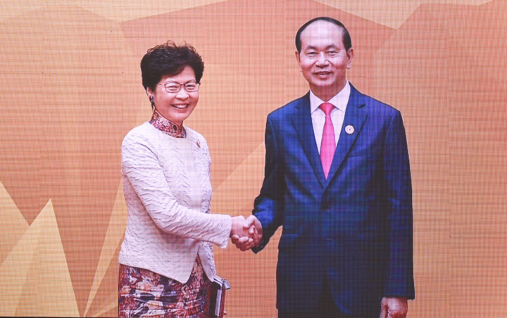 Hình ảnh Chủ tịch nước đón các nhà lãnh đạo APEC dự Phiên họp kín thứ nhất - Ảnh 5