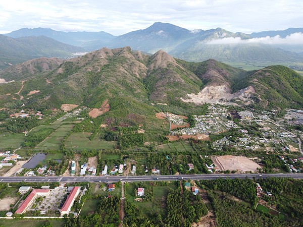 Bộ Giao thông Vận tải lý giải việc không đầu tư tuyến đường sắt Buôn Ma Thuột - Tuy Hòa - Ảnh 1