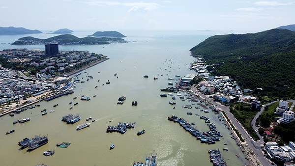Nha Trang sẽ có cầu vượt biển kết nối sân bay quốc tế Cam Ranh - Ảnh 1