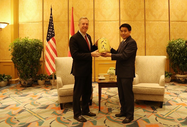 Chủ tịch Nguyễn Đức Chung gửi lời mời Đại sứ Mỹ trở lại Hà Nội vào dịp Tết - Ảnh 1