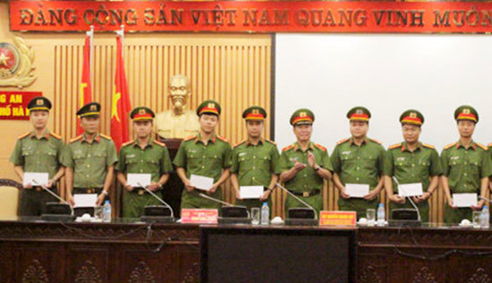 Bí thư Thành ủy Hà Nội gửi thư khen phá nhanh vụ trọng án tại Royal City - Ảnh 1