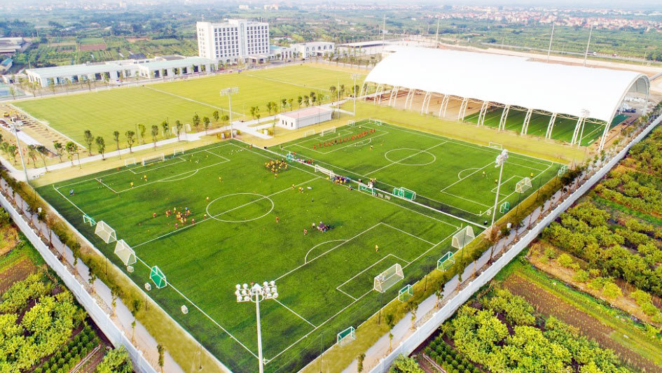 Vingroup sắp khánh thành trung tâm đào tạo bóng đá hàng đầu Đông Nam Á - Ảnh 2