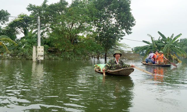 Hà Nội: Hình ảnh sau nhiều ngày mưa lũ gây ngập lụt ở Chương Mỹ - Ảnh 9