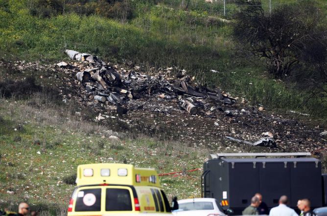Israel không kích Syria dữ dội đáp trả vụ máy bay bị bắn rơi - Ảnh 1