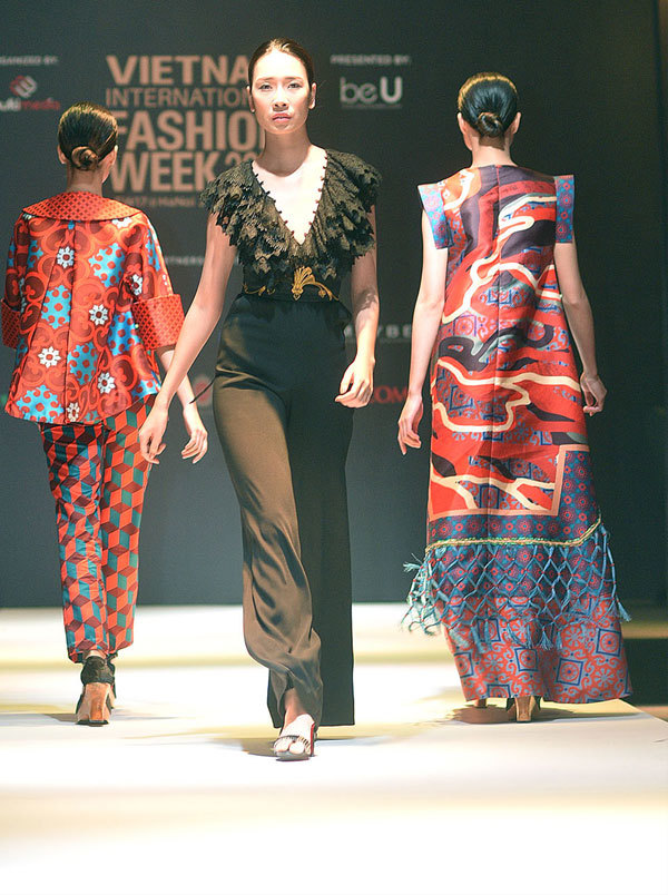 Thiết kế Thu – Đông táo bạo trong tuần lễ thời trang lớn nhất tại Hà Nội - Ảnh 3