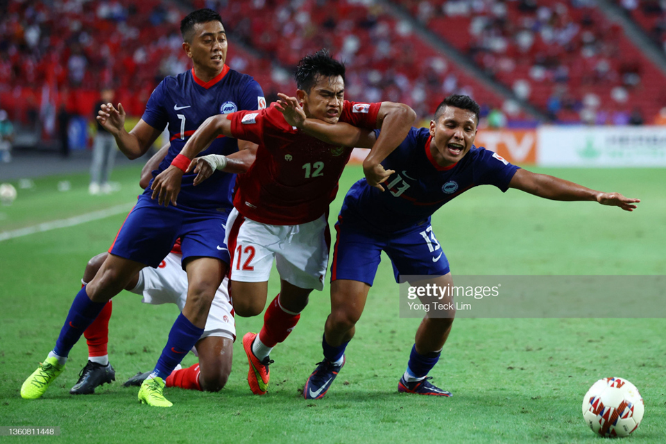 ĐT Indonesia 4 - 2 ĐT Singapore: 3 thẻ đỏ, 6 bàn thắng với đầy cung bậc cảm xúc - Ảnh 2