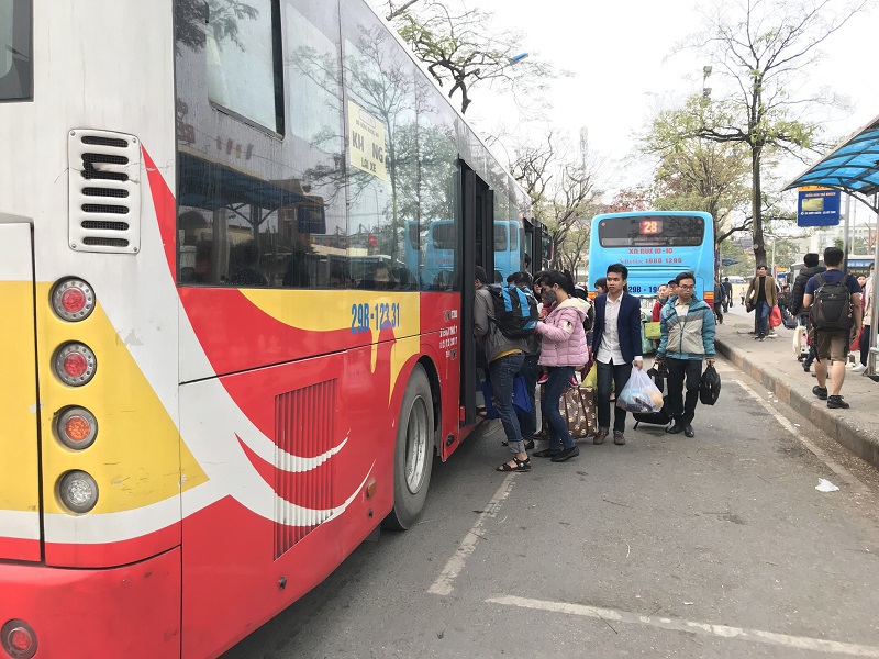 Hà Nội: Áp lực giao thông tăng mạnh ngày cuối đợt nghỉ Tết Nguyên đán - Ảnh 3