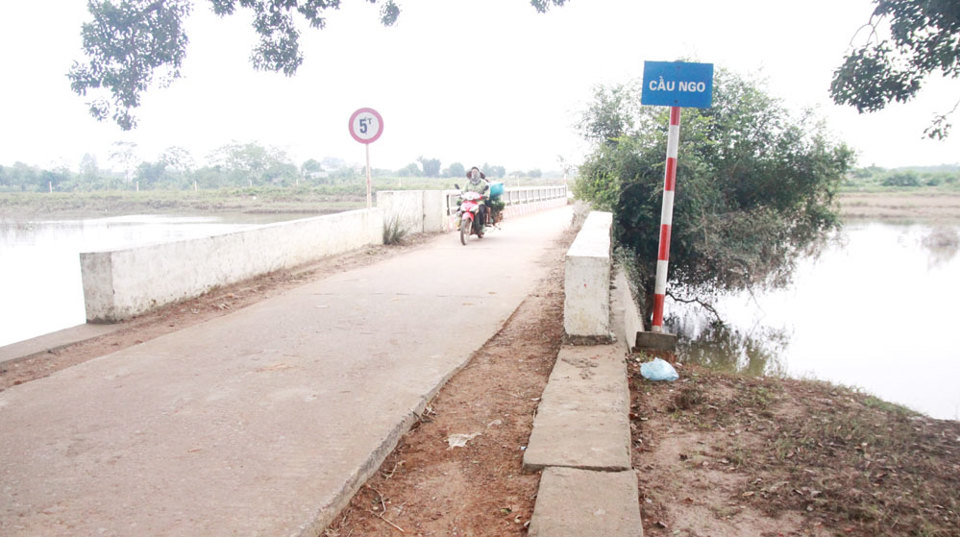 Cầu Ngo (xã Tích Giang, huyện Phúc Thọ): Hễ mưa... là ngập - Ảnh 1