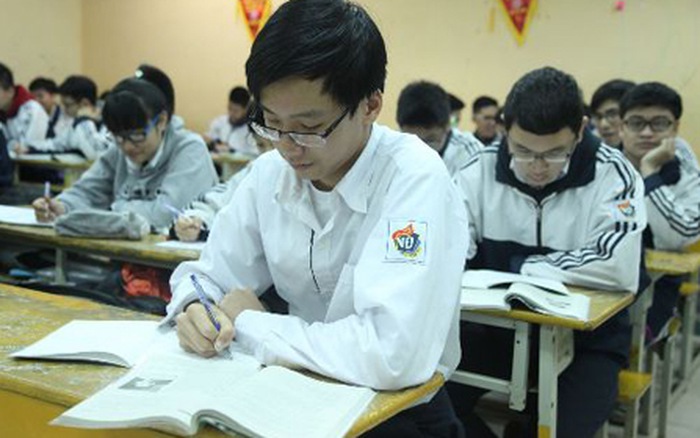 Trên 40% học sinh phổ thông ở Hà Nội mắc các tật ở mắt - Ảnh 1