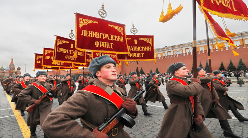 Nga duyệt binh hoành tráng kỷ niệm 100 năm Cách mạng Tháng Mười - Ảnh 6