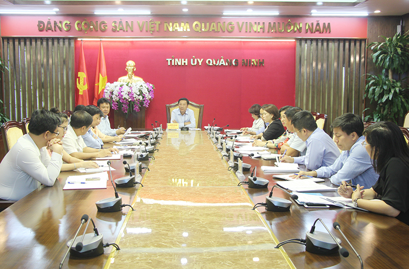 Thường trực Tỉnh ủy triển khai chỉ đạo của Ban Bí thư T.Ư Đảng về thành lập Trung tâm Truyền thông Quảng Ninh - Ảnh 1