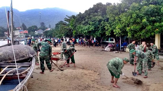 Tiếp tục mưa lớn, cảnh báo ngập lụt nghiêm trọng từ Huế đến Bình Định - Ảnh 2