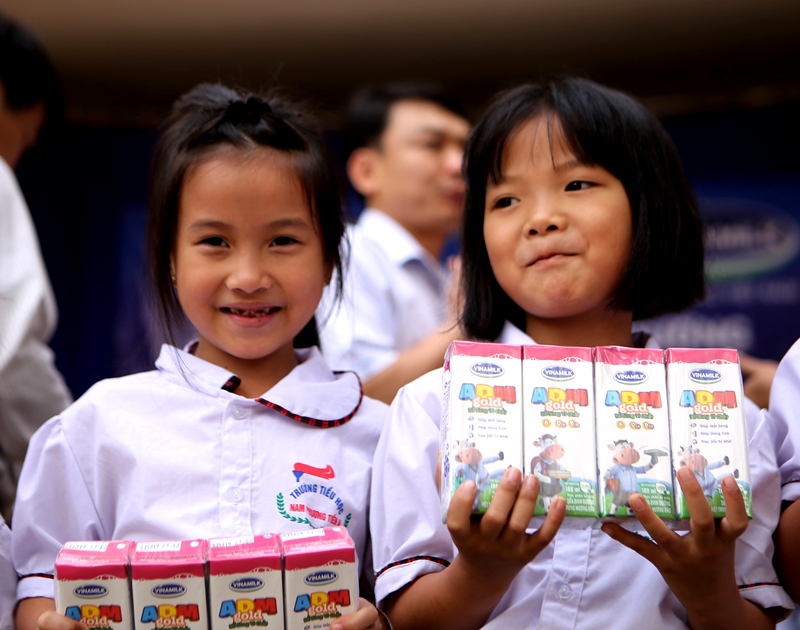 Vinamilk tặng sữa cho 1.600 học sinh huyện Chương Mỹ và Mỹ Đức - Ảnh 4