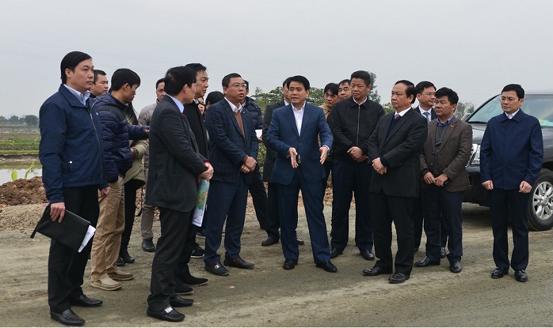 Chủ tịch Nguyễn Đức Chung kiểm tra dự án đầu tư xây dựng đường trục phía Nam - Ảnh 1