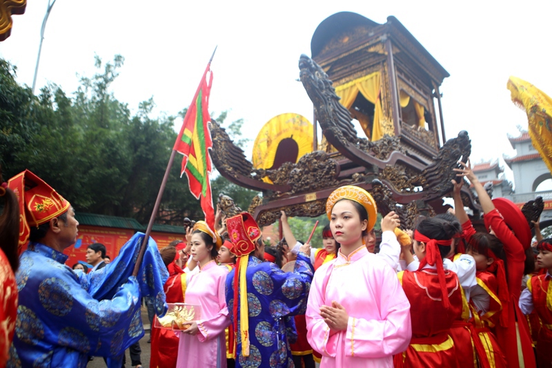 Lễ hội đền Hai Bà Trưng Mê Linh trở thành di sản văn hóa phi vật thể quốc gia - Ảnh 3