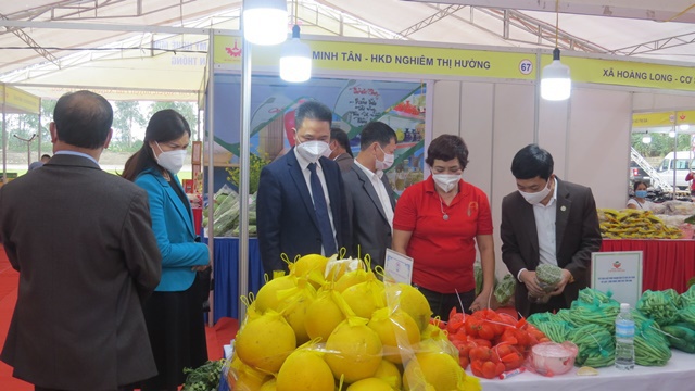 Các làng nghề huyện Phú Xuyên đóng góp cho phát triền kinh tế Hà Nội - Ảnh 4