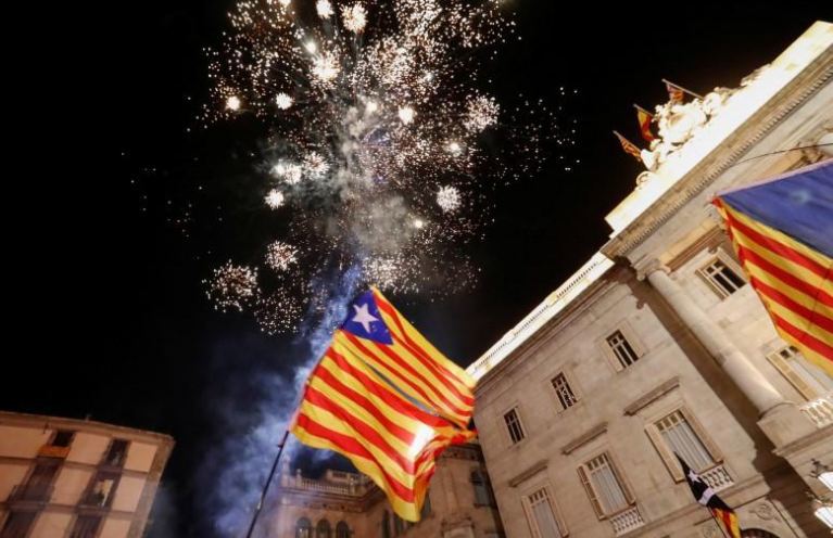 Các nước phản đối quyết định tuyên bố độc lập của Catalonia - Ảnh 1