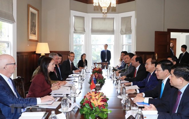 Thủ tướng Nguyễn Xuân Phúc hội đàm với Thủ tướng New Zealand Ardern - Ảnh 2