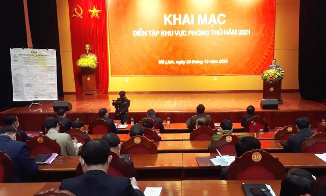 Huyện Mê Linh tổ chức diễn tập khu vực phòng thủ năm 2021 - Ảnh 1
