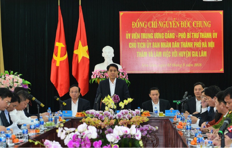 Chủ tịch Nguyễn Đức Chung kiểm tra tiến độ dự án Nhà máy nước mặt sông Đuống - Ảnh 1