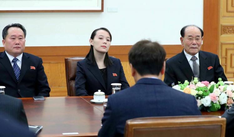Tổng thống Hàn Quốc và em gái nhà lãnh đạo Triều Tiên nói gì trong cuộc gặp? - Ảnh 2